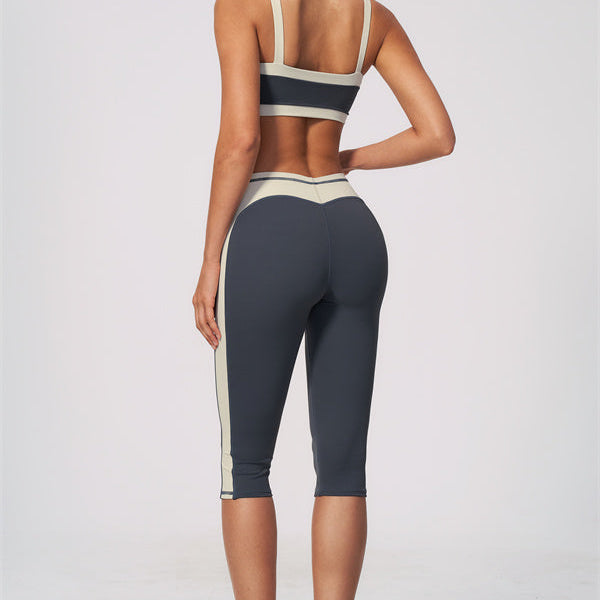 The Sandstone Sports Bra Capri Leggings 2-Piece Set
