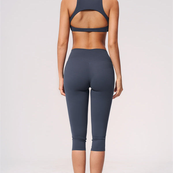 The Twirl Open Back Sports Bra Capri Leggings 2-Piece Set