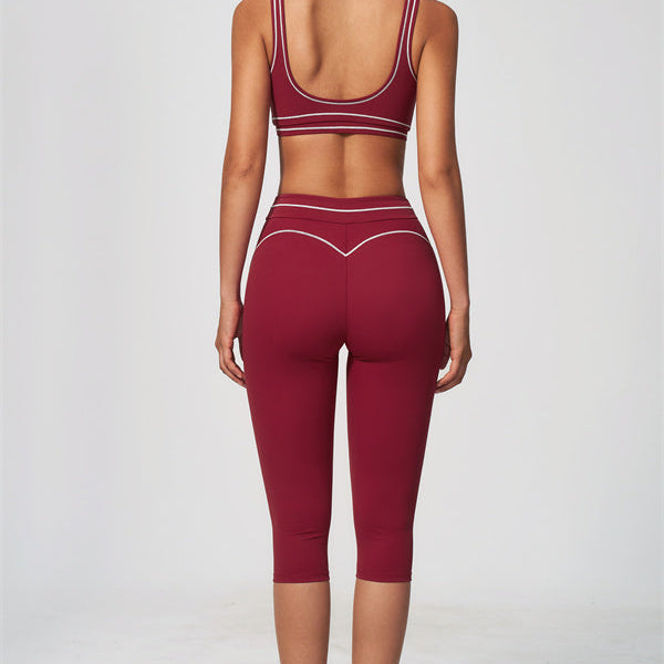 The Amara Sports Bra Capri Leggings 2-Piece Set