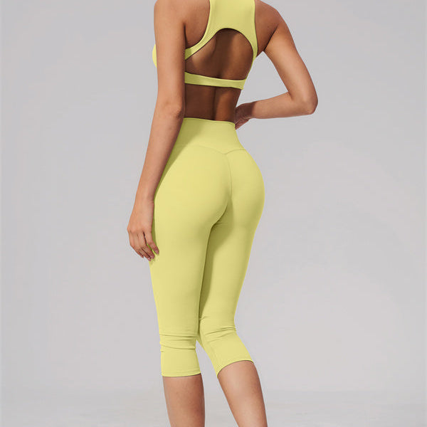 The Twirl Open Back Sports Bra Capri Leggings 2-Piece Set
