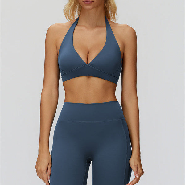 The Fyra Sports Bra Flared Leggings 2-Piece Set