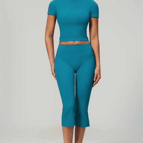 The Zura T-shirt Capri Leggings 2-Piece Set