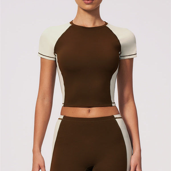 The Sandstone T-shirt Leggings 2-Piece Set
