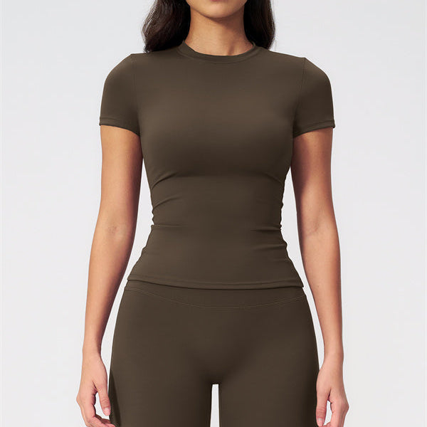 The Dynamic T-shirt Straight Leg Pants 2-Piece Set
