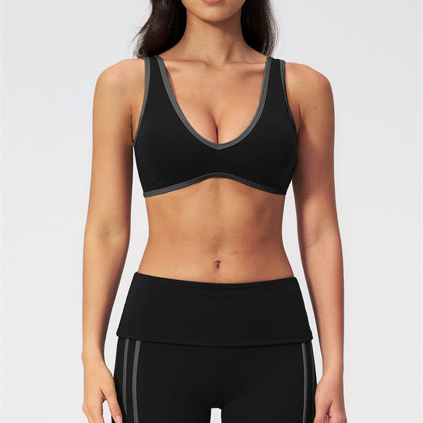 The Evoke Sports Bra Capri Leggings 2-Piece Set
