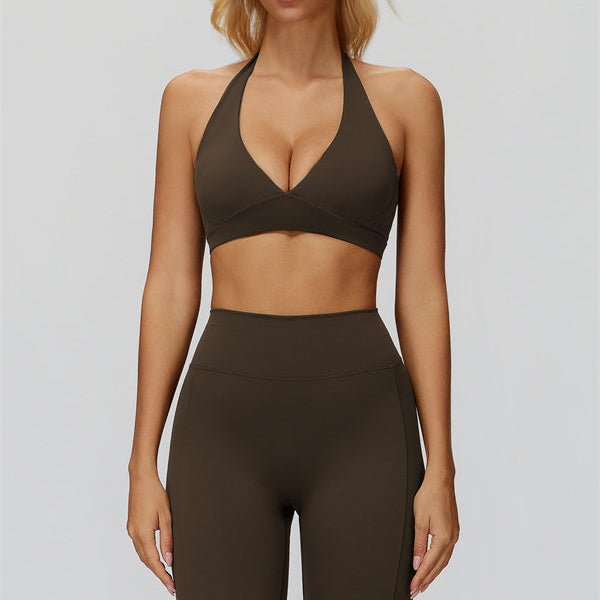 The Fyra Sports Bra Flared Leggings 2-Piece Set
