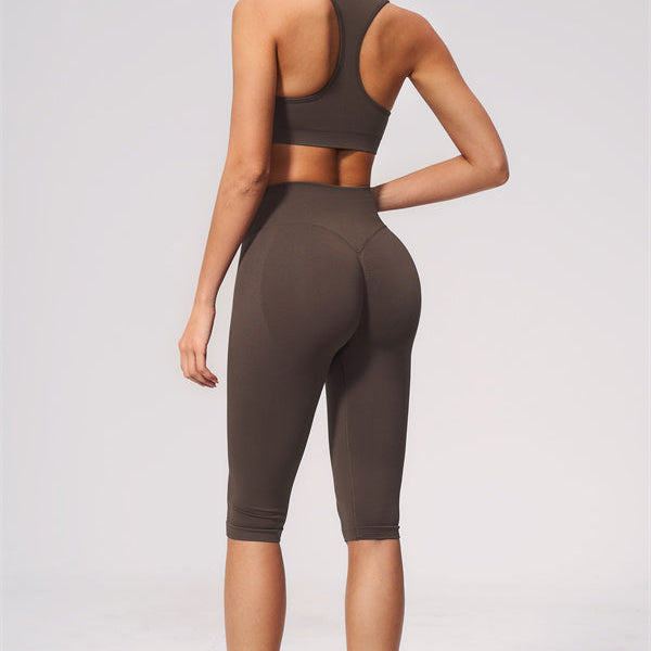 The Allure Sports Bra Capri Leggings 2-Piece Set