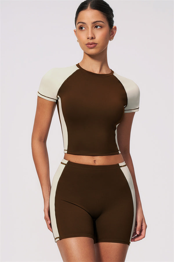The Sandstone T-shirt Shorts 2-Piece Set