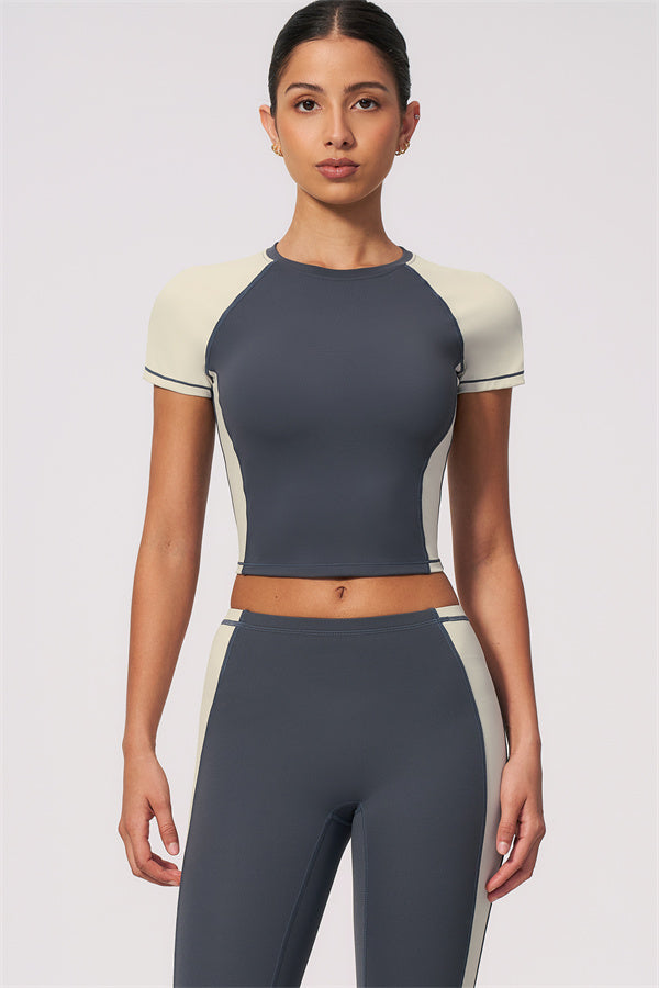 The Sandstone T-shirt Leggings 2-Piece Set