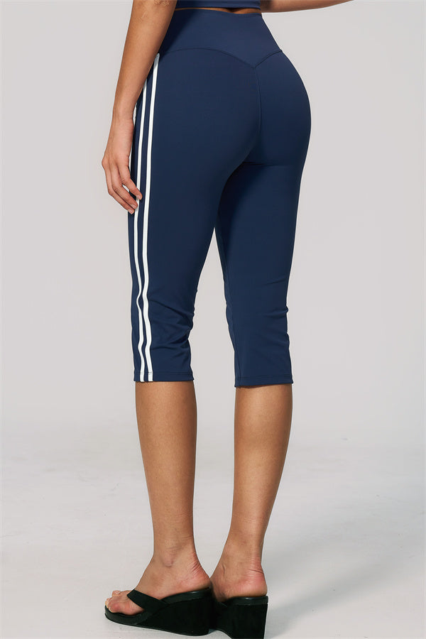 The Onyx Capri Leggings