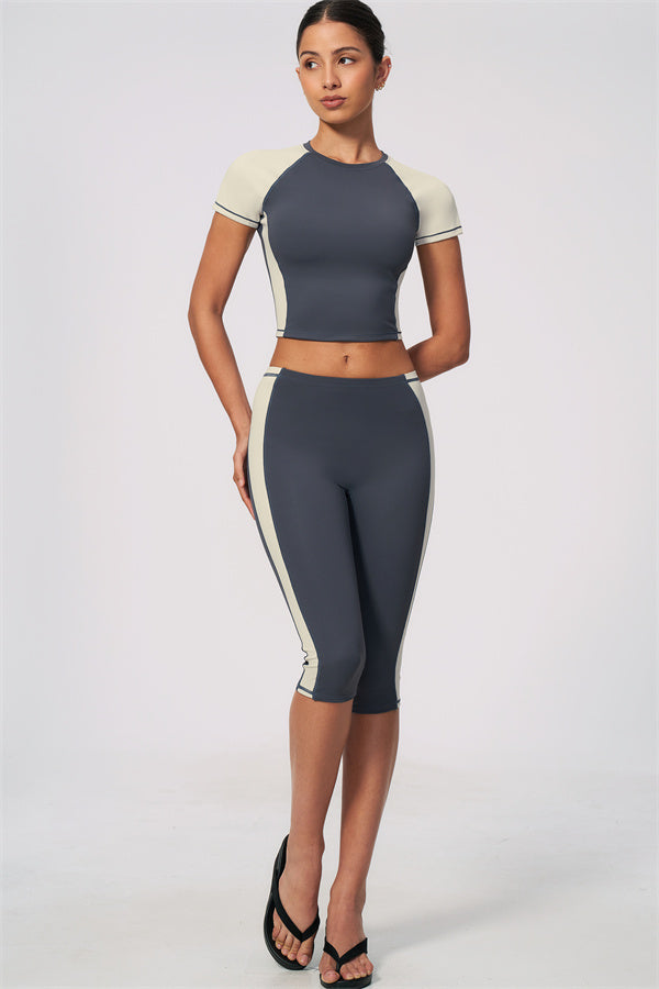 The Sandstone T-shirt Capri Leggings 2-Piece Set
