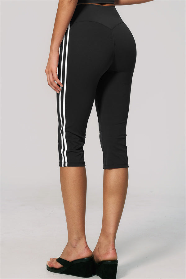The Onyx Capri Leggings