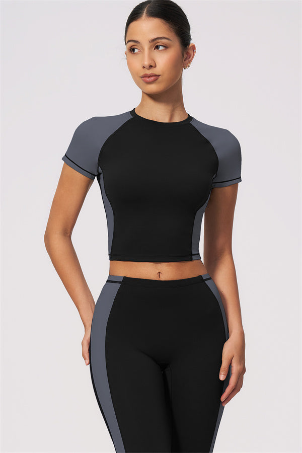 The Sandstone T-shirt Leggings 2-Piece Set
